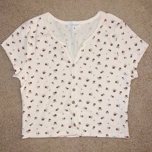 Cream Floral Tee w/ Button Detail